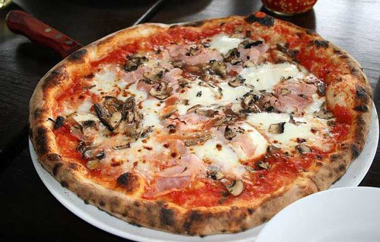 Neapolitan wood-fired pizza 